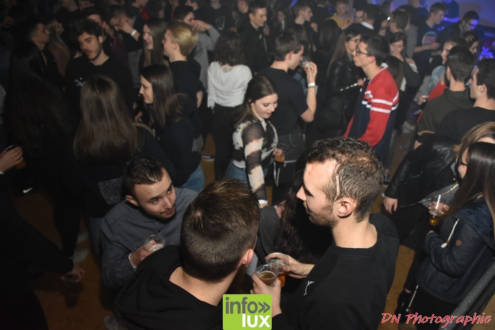 //media/jw_sigpro/users/0000002463/bal des rethos izel/k 153